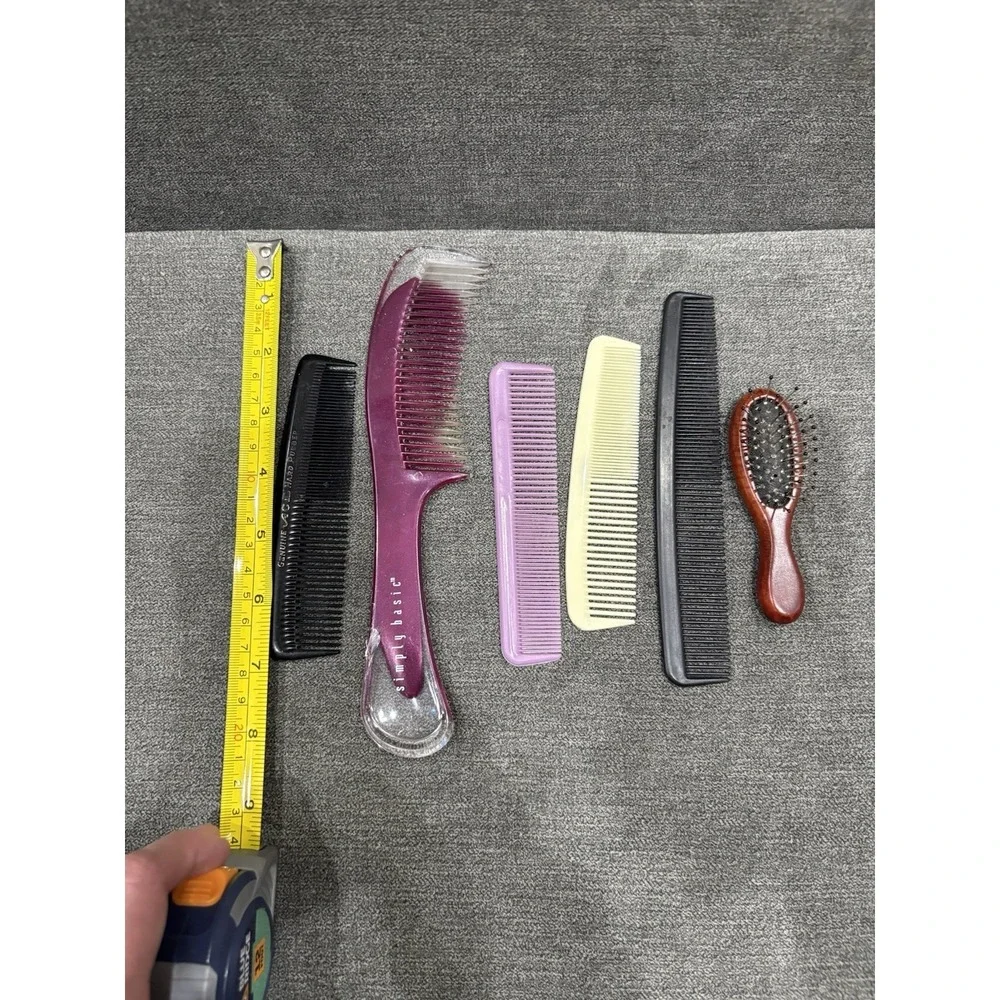 Vintage Set of Combs Purse‎ Pocket Combs One Small Brush